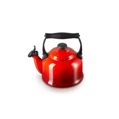 Bouilloire Tradition 2,1 L Cerise Le Creuset