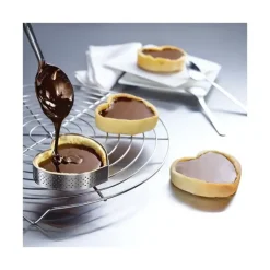 Cercle perforé forme coeur ø 8 cm de L'école Valrhona par De Buyer