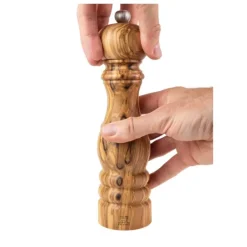 Moulin à Sel Paris 22 cm Bois Olivier Peugeot