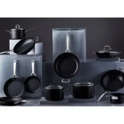 Poêle 30 cm Anti-Adhérente Les Forgées Le Creuset