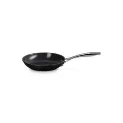 Poêle Antiadhérente Essentiel Céramique 20 cm Le Creuset