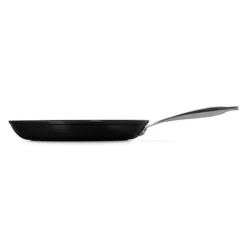 Poêle Antiadhérente Essentiel Céramique 30 cm Le Creuset