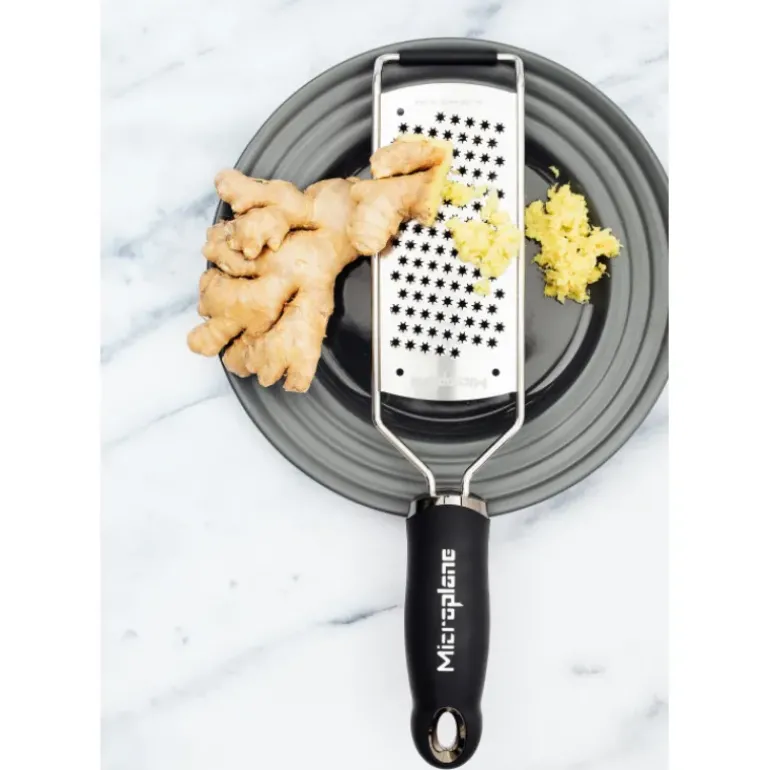 Râpe Étoile Gourmet Noir Microplane